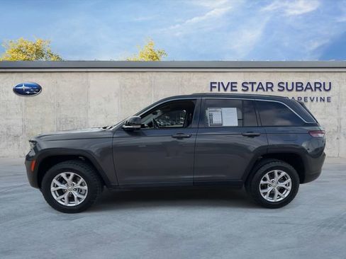 Used 2022 Jeep Grand Cherokee Limited w/ Luxury Tech Group II AWD/4WD image 5