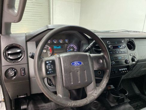 Used 2015 Ford F550 2WD Regular Cab Super Duty image 14