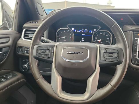 Used 2021 GMC Yukon Denali AWD/4WD image 19