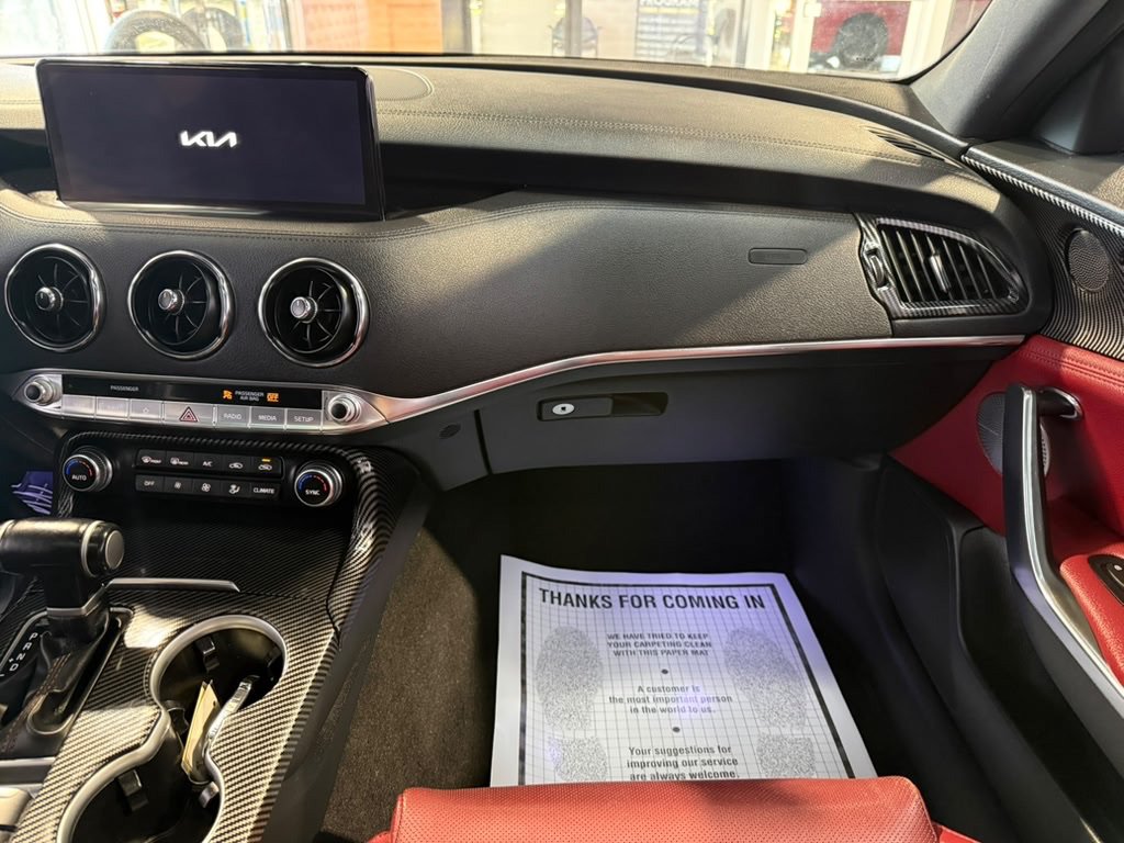 Used 2022 Kia Stinger GT-Line w/ Sun & Sound Package AWD/4WD image 17