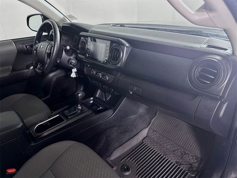 Used 2022 Toyota Tacoma SR image 31