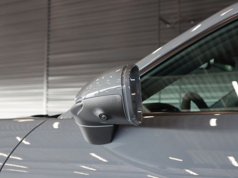 Used 2025 Porsche 911 Carrera image 34