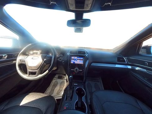 Used 2019 Ford Explorer Sport w/ Equipment Group 401A AWD/4WD image 24
