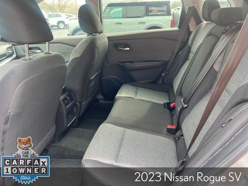 Used 2023 Nissan Rogue SV image 24