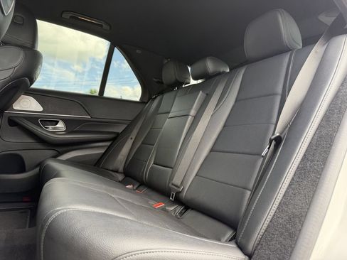 Used 2020 Mercedes-Benz GLE 350 4MATIC w/ Premium Package image 25
