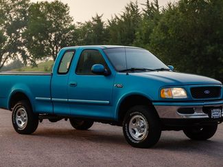 Used 1997 Ford F150 XLT image 1