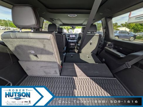 New 2026 Jeep Grand Wagoneer 2WD image 13