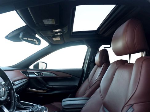Used 2017 MAZDA CX-9 Signature image 6