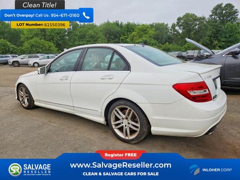 Used 2013 Mercedes-Benz C 250 Sedan image 3
