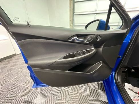 Used 2018 Chevrolet Cruze LT image 12