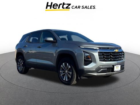 Used 2025 Chevrolet Equinox LT image 1