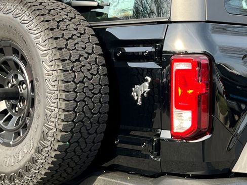 New 2026 Ford Bronco 2-Door w/ Sasquatch Package image 5