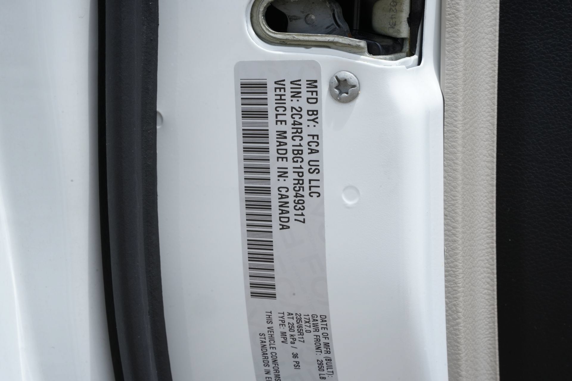 Used 2023 Chrysler Pacifica Touring-L FWD image 26