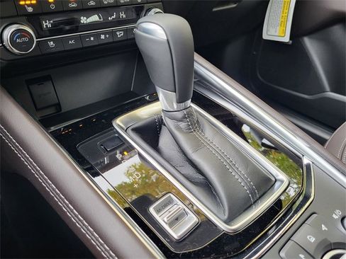 New 2025 MAZDA CX-5 Signature image 18