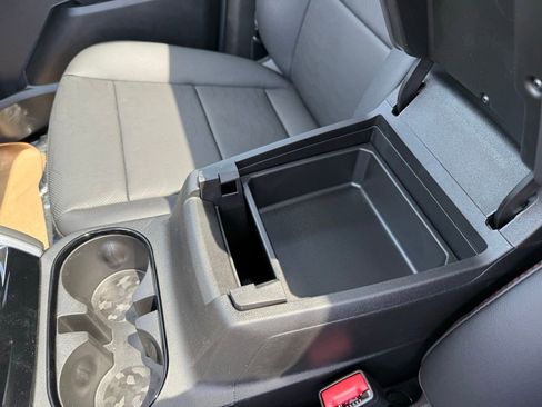 New 2025 Chevrolet Colorado Z71 w/ Z71 Convenience Package 2 image 17