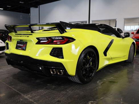 Used 2022 Chevrolet Corvette Stingray Premium Conv w/ Z51 Performance Package image 8
