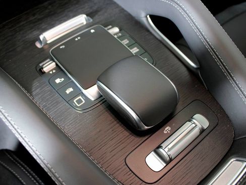 Certified 2026 Mercedes-Benz GLE 53 AMG 4MATIC Coupe image 26