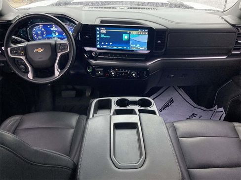 Used 2024 Chevrolet Silverado 2500 LTZ image 13