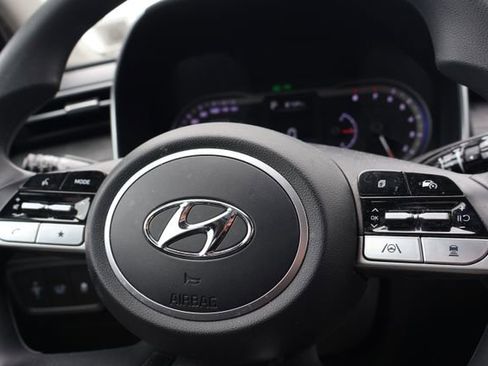 Used 2023 Hyundai Tucson SEL image 13