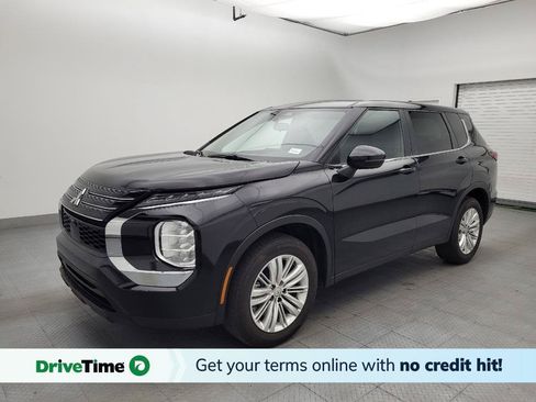 Used 2024 Mitsubishi Outlander ES FWD image 1