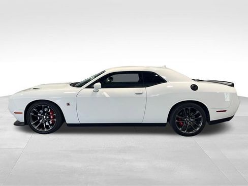 Used 2021 Dodge Challenger R/T Scat Pack w/ Plus Package RWD image 4