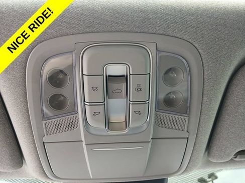 Used 2020 Hyundai Santa Fe Limited AWD/4WD image 18