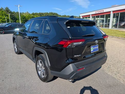 Used 2024 Toyota RAV4 XLE AWD/4WD image 3