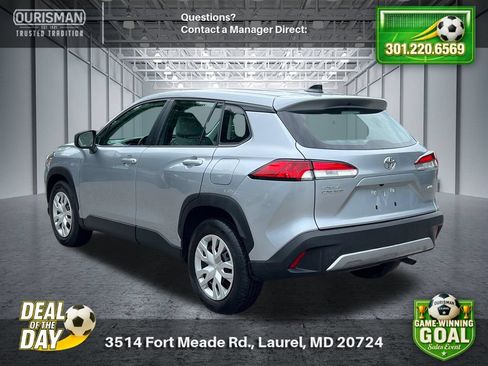 Used 2024 Toyota Corolla Cross L AWD/4WD image 4