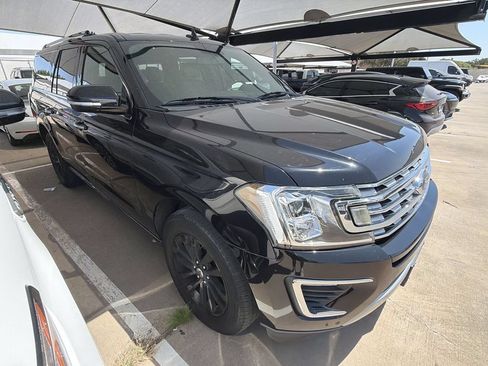 Used 2019 Ford Expedition Max Limited RWD image 2