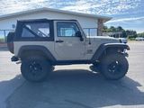 Used 2016 Jeep Wrangler Rubicon w/ Power Convenience Group image 5