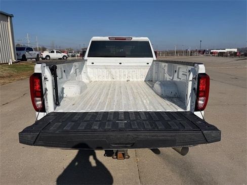 Used 2023 GMC Sierra 2500 SLE image 5
