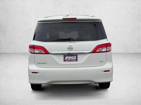 Used 2015 Nissan Quest SV image 6