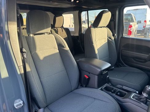 Used 2025 Jeep Wrangler Unlimited Sport S 4xe image 5