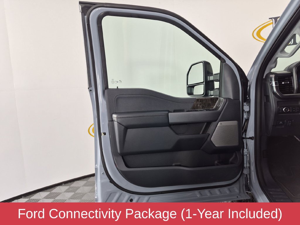 Used 2026 Ford F250 Lariat w/ FX4 Off-Road Package AWD/4WD image 13