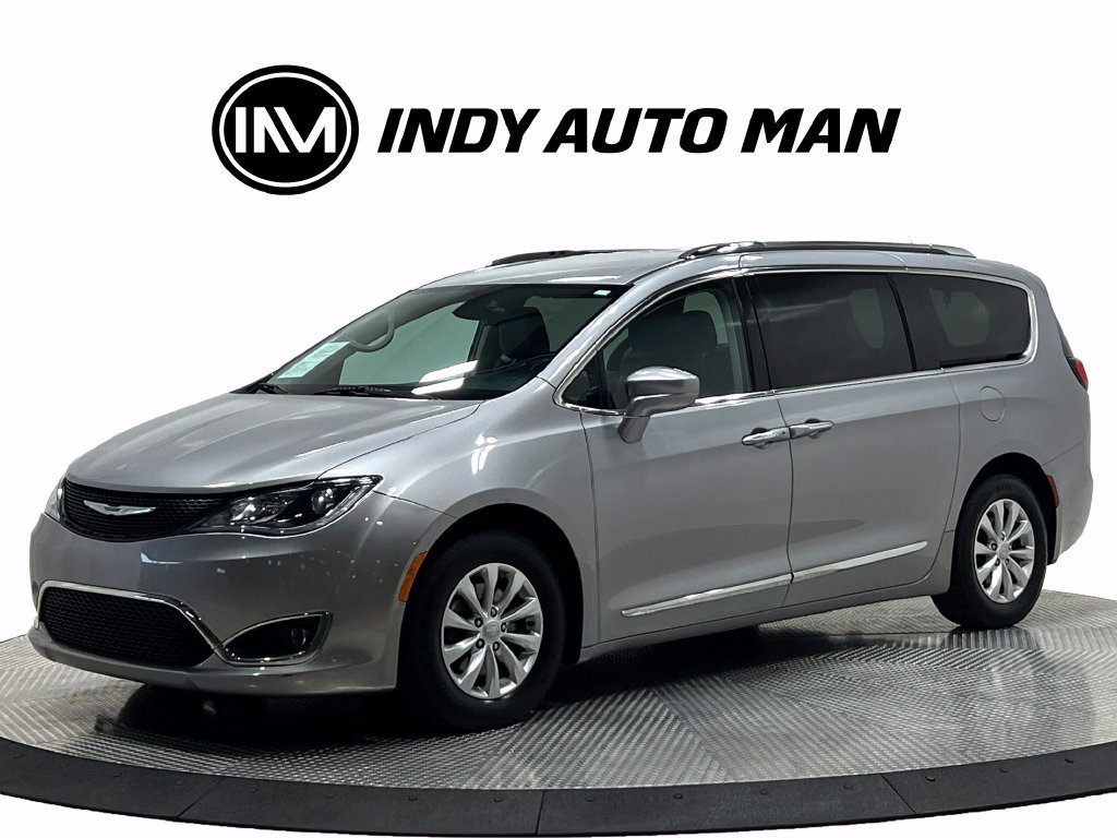 Used 2018 Chrysler Pacifica Touring-L FWD image 7