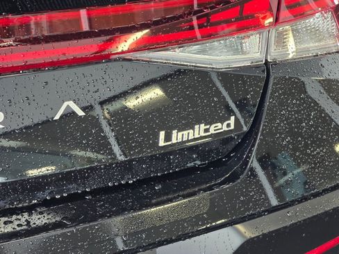 New 2026 Hyundai Elantra Limited FWD image 15
