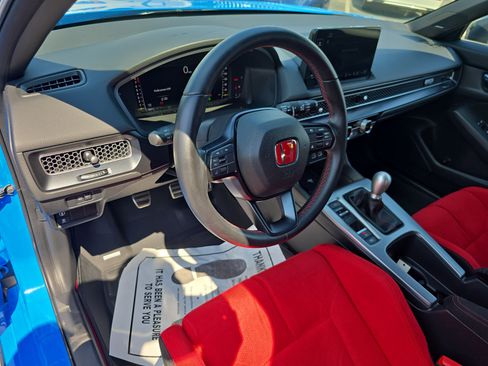 Used 2023 Honda Civic Type R image 15