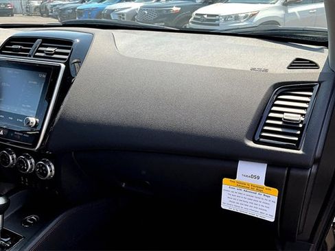 New 2025 Mitsubishi Outlander Sport SE image 24