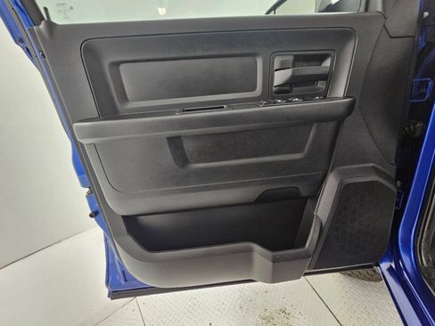 Used 2016 RAM 2500 Tradesman w/ Popular Equipment Group image 17