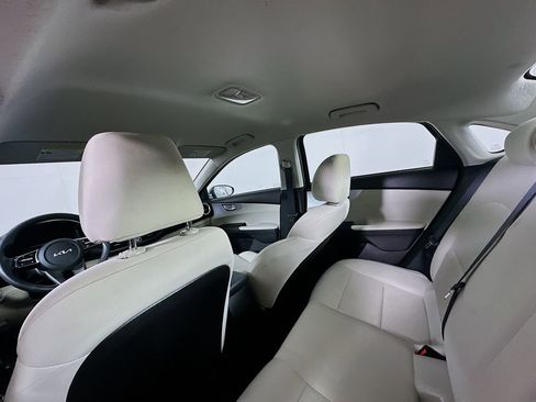 Used 2023 Kia Forte LXS image 13