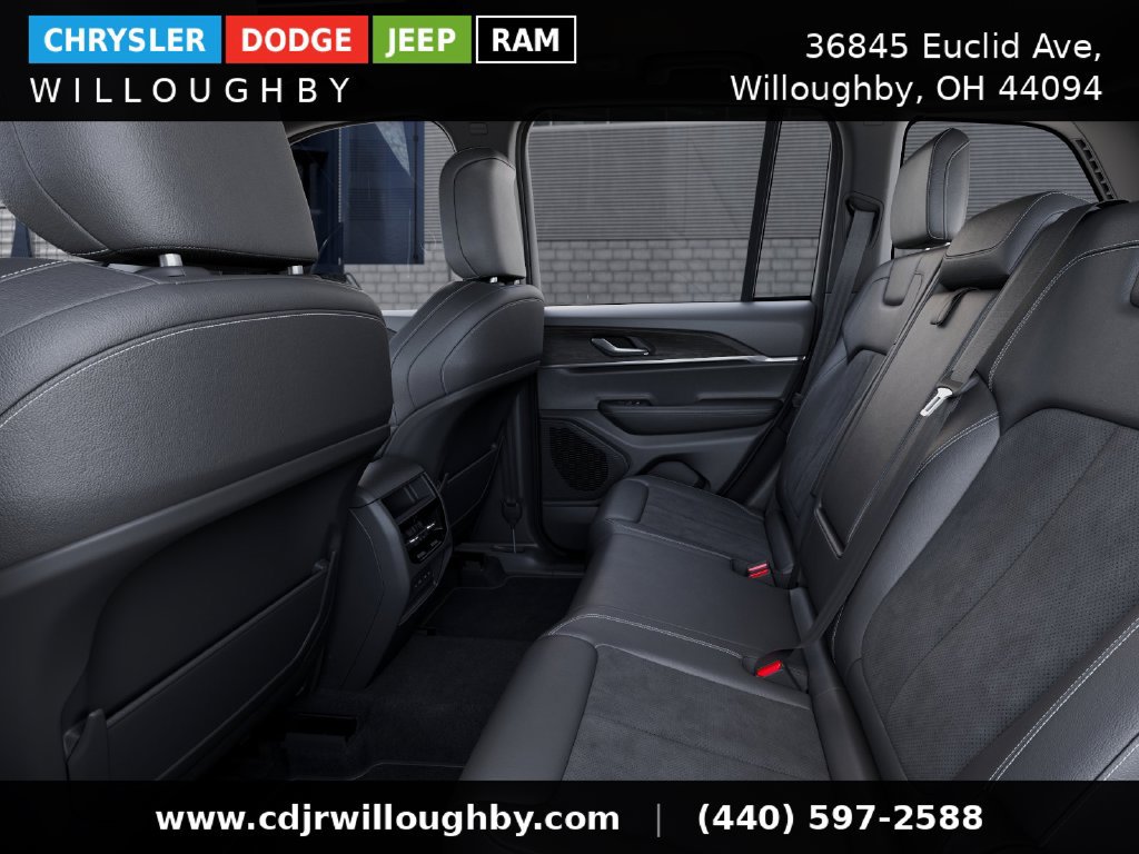 New 2026 Jeep Grand Cherokee Altitude AWD/4WD image 26