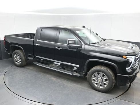 New 2026 Chevrolet Silverado 2500 High Country w/ Technology Package AWD/4WD image 1