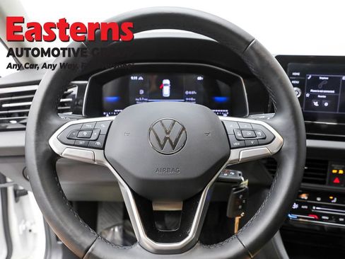 Used 2025 Volkswagen Jetta S image 10