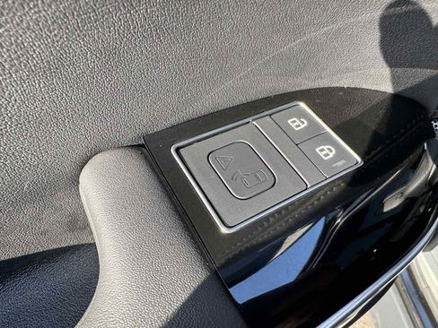 Used 2022 Land Rover Range Rover Sport HSE Silver Edition image 49