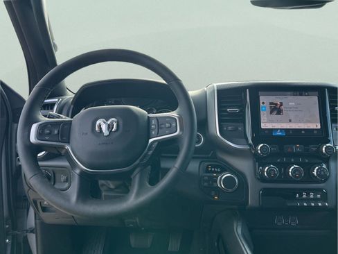 Certified 2025 RAM 1500 Big Horn image 11