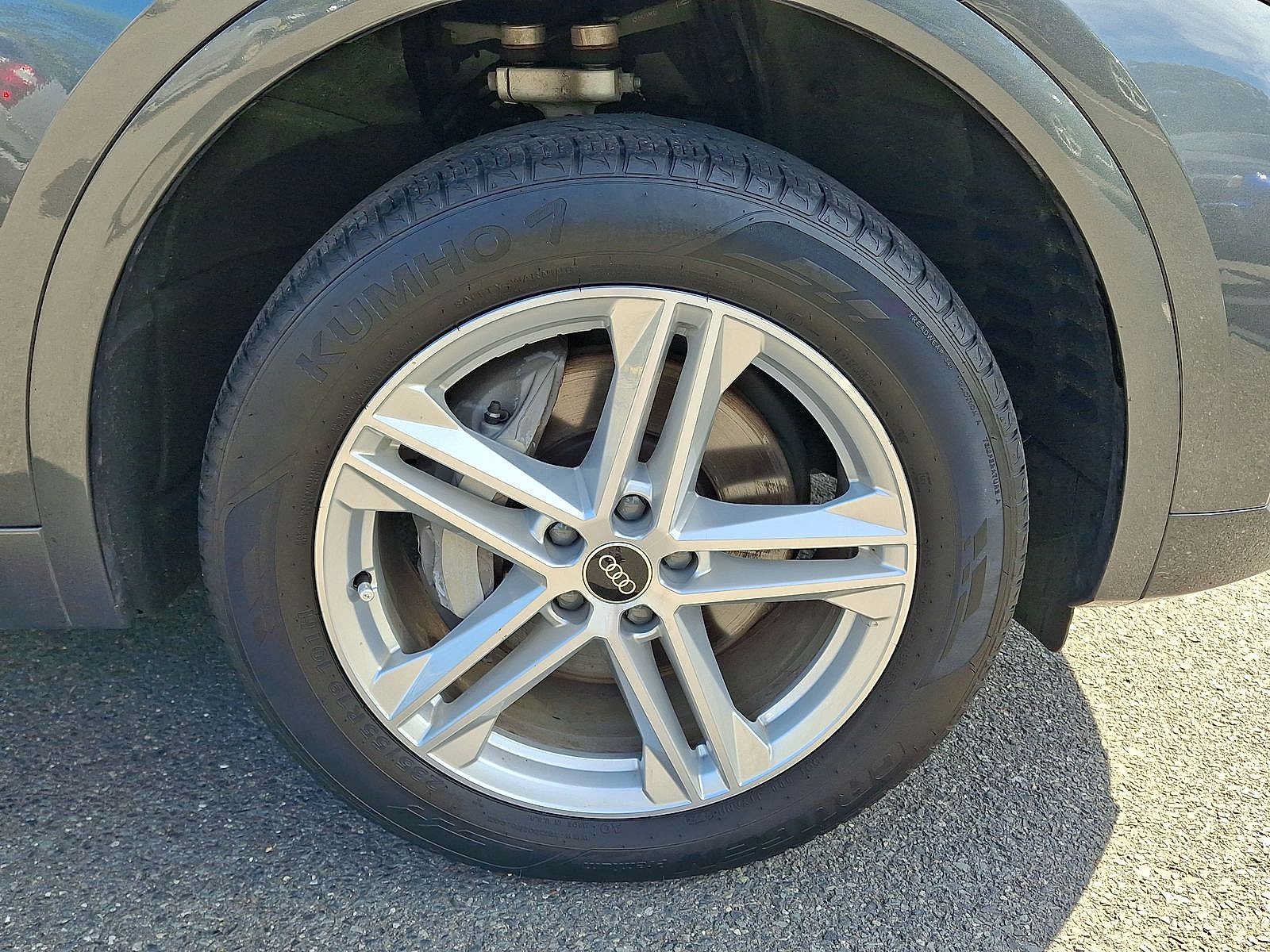 Certified 2024 Audi Q5 e Premium Plus w/ Premium Plus Package AWD/4WD image 33