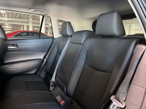 Used 2026 Toyota Corolla Cross XLE w/ Convenience Package FWD image 38