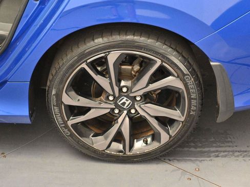 Used 2020 Honda Civic Sport image 29