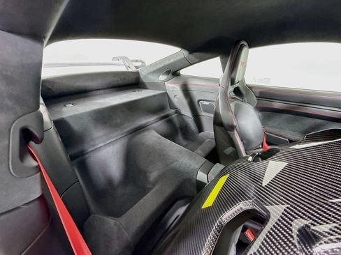 Certified 2026 Porsche 911 GT3 RWD image 25