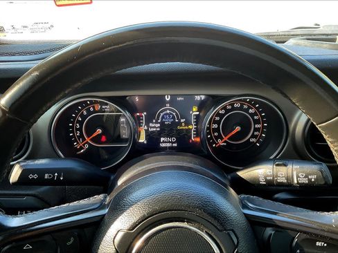 Used 2018 Jeep Wrangler Unlimited Sport S AWD/4WD image 25